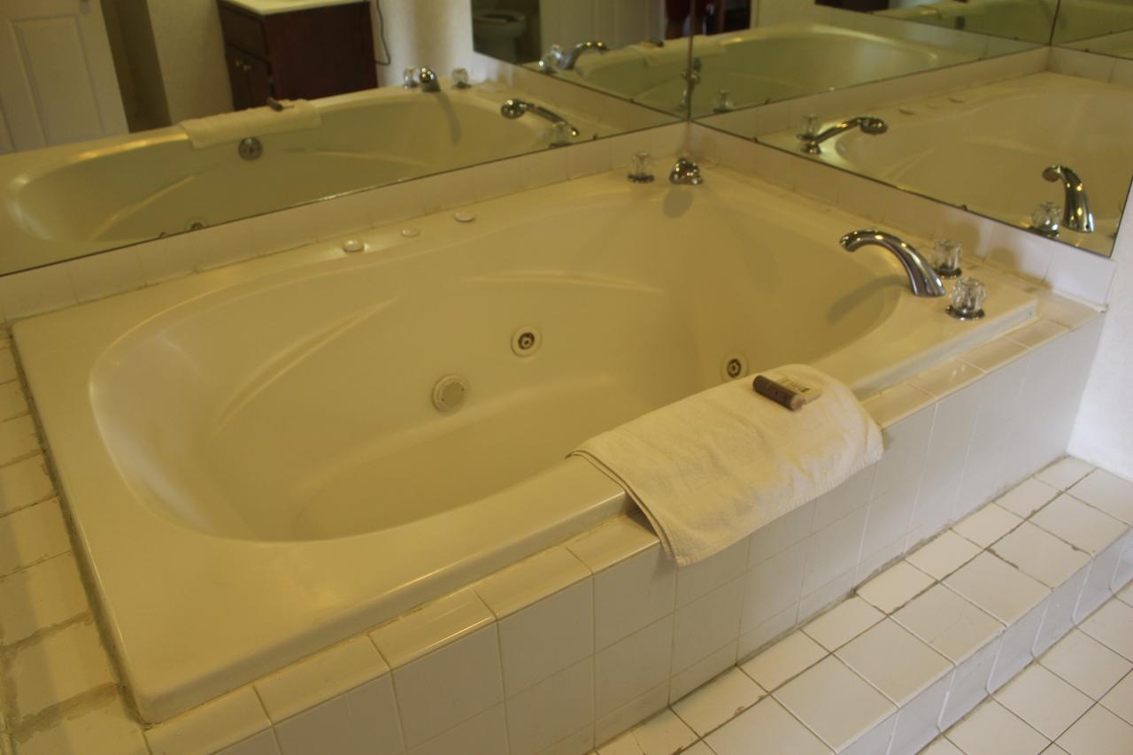 Deerfield Inn Adamsville Εξωτερικό φωτογραφία
